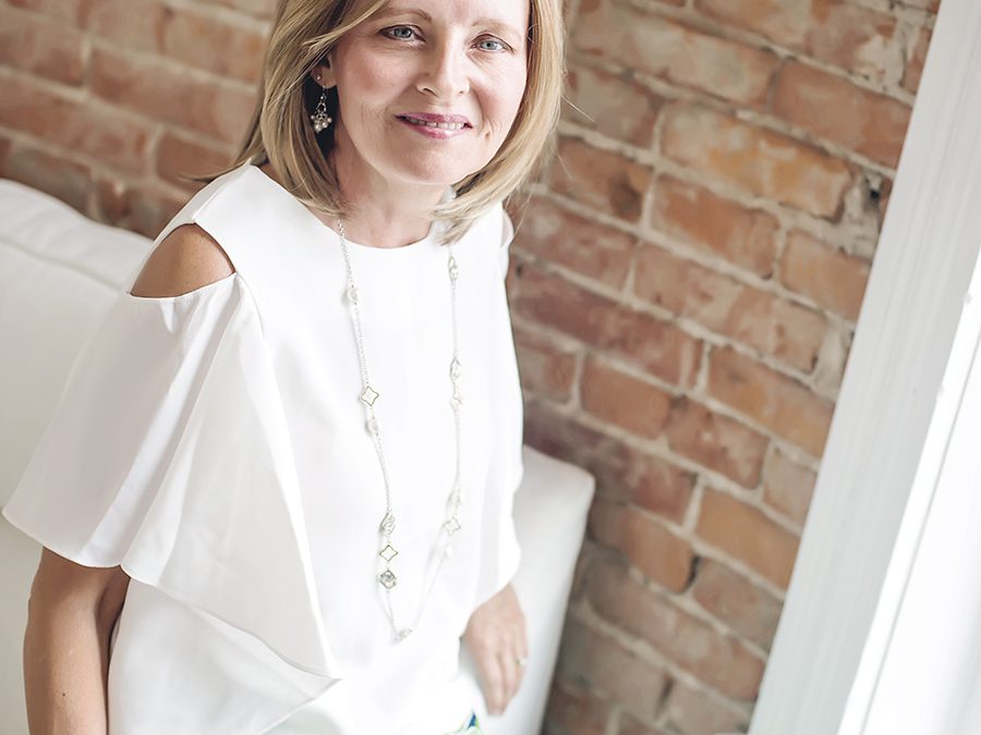 Facing the Cancer Storm: Lisa Benson