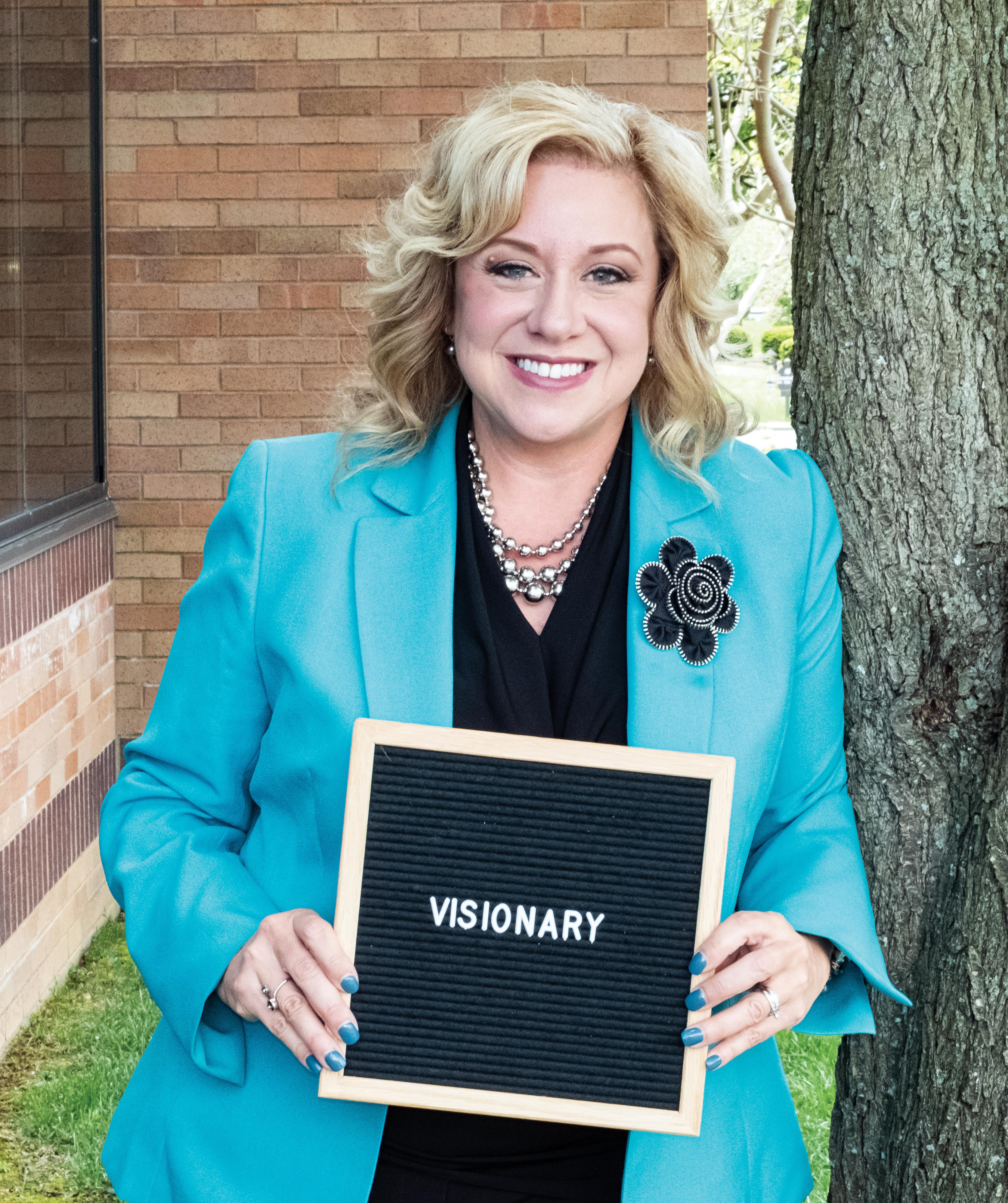 Meet Jennifer Helgeson, 2019 Most Admired Woman — Community / NonProfit