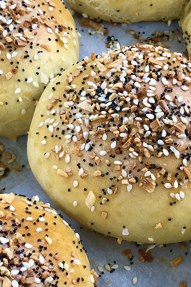 Simple Homemade Dinner Rolls