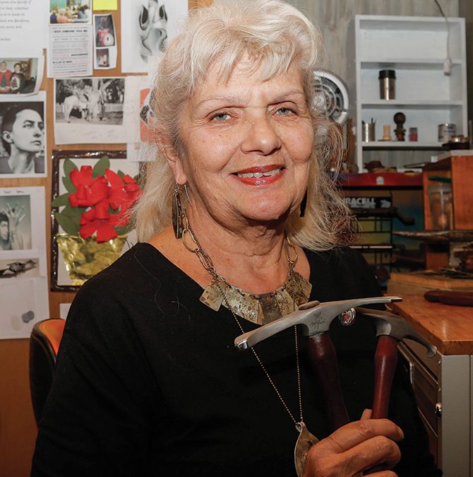 Artisans & Makers – Roxy Lentz