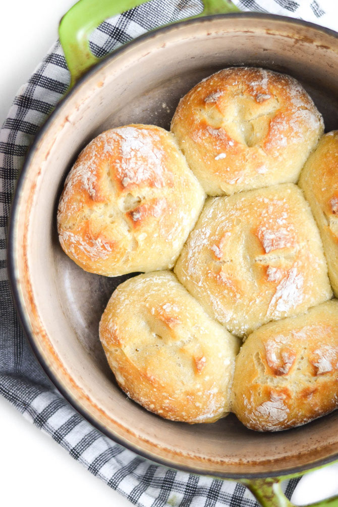 Everyone’s Favorite No-Knead Artisan Rolls