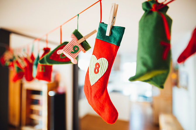 How Your Family Can Spread Holiday Cheer, Not Germs